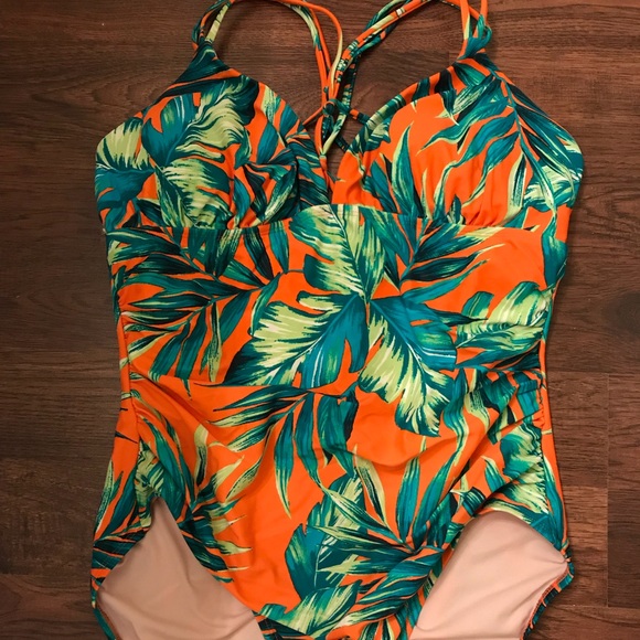 Merona Other - One piece bathing suit